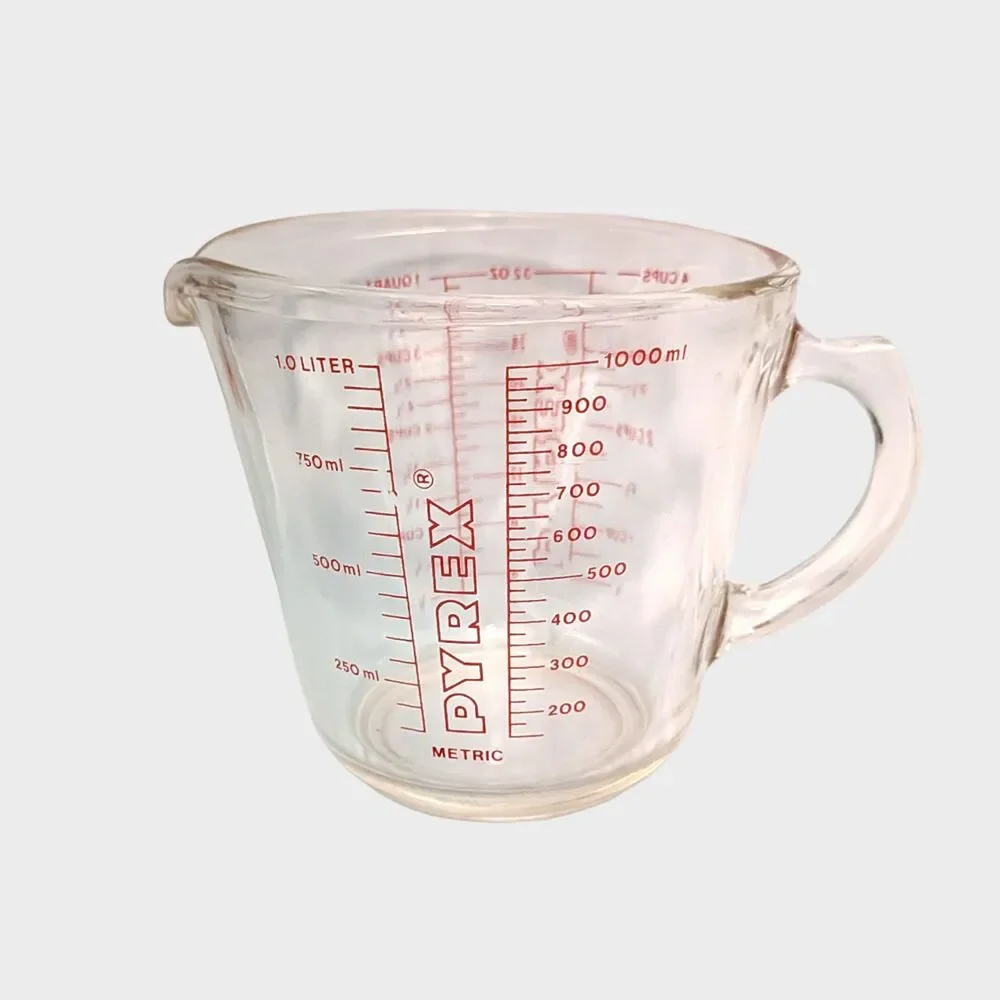 Vintage PYREX Glass Measuring Cups Lot 532 516 2 & 4 Cups Red Retro Kitchen